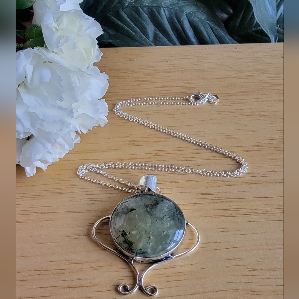 Handcrafted Moss Green Pendant Necklace